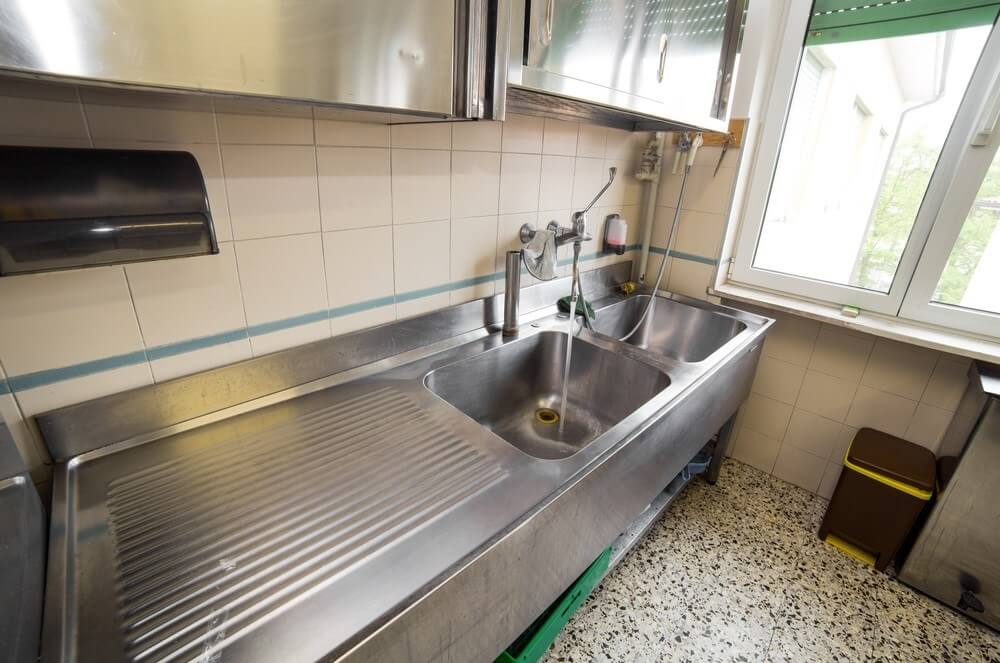Effective Tips for Buying Commercial Stainless Steel Sinks