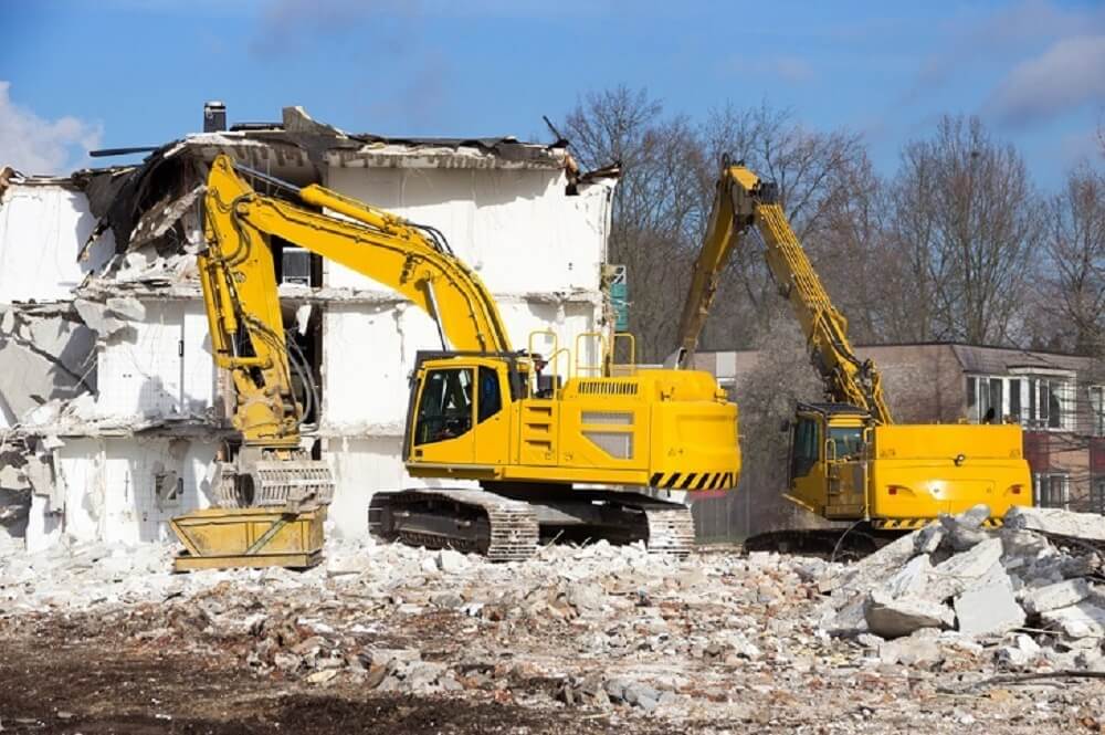 Advantages of Hiring Reliable Demolition & Excavation Services