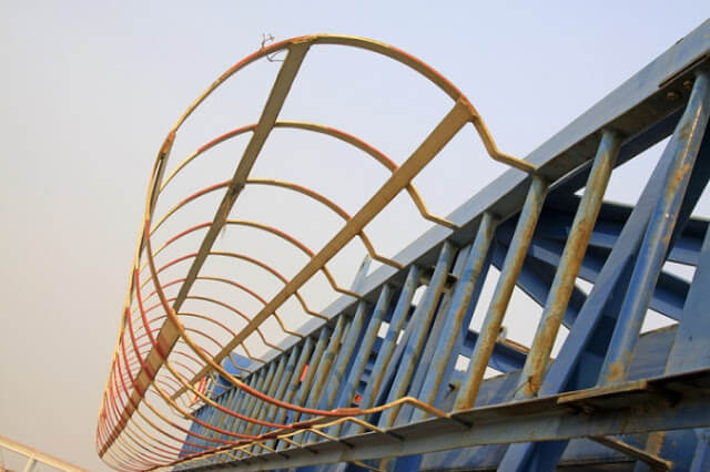 How To Find The Best Quality Caged Ladders For Household Use?