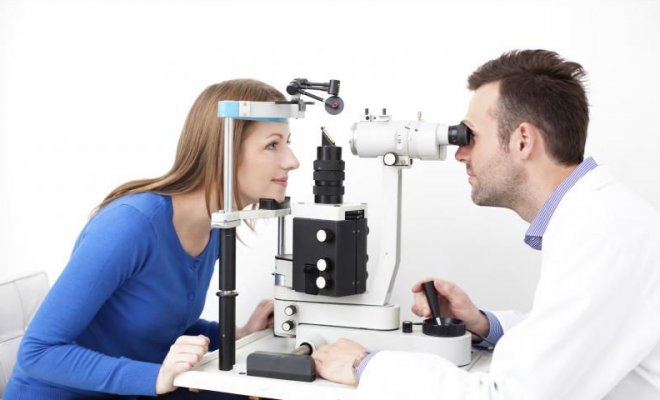 Optometrist